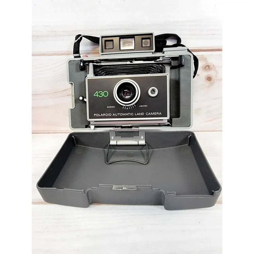 Vintage Polaroid 430 Land Camera w/ Shell Case & Strap - ** NEW ** Old Stock
